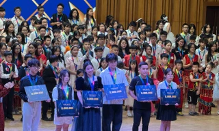 Sinh viên Đại học RMIT giành giải ấn tượng cuộc thi Âm nhạc quốc tế Trung Quốc - Singapore