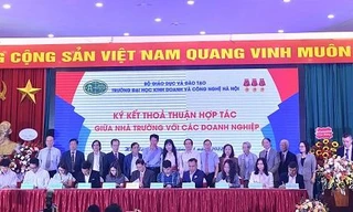 Hơn 6000 sinh viên tham gia Ngày hội việc làm sinh viên HUBT năm 2022