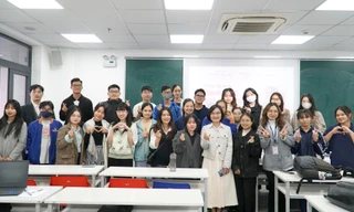 Chuẩn bị hành trang cho sinh viên trong thị trường việc làm nhiều biến động