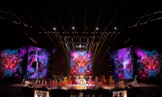 Đêm Chung kết Hoa hậu Việt Nam 2020 mang đến những tiết mục được dàn dựng công phu