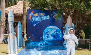 Những “chuyến tàu trở về tuổi thơ” xuất phát tại công viên xanh lớn nhất miền Bắc