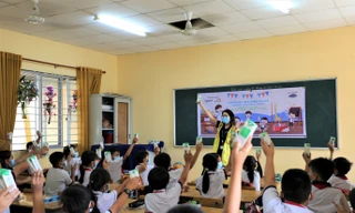 Hơn 64,000 ly sữa được trao cho trẻ mầm non và tiểu học thuộc hệ thống trường CapitaLand Hope tại các tỉnh Phú Thọ, Hưng Yên và Long An