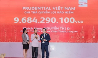 Prudential chi trả gần 9,7 tỷ đồng cho một khách hàng tại Long An