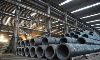 Tiêu thụ thép xây dựng Hòa Phát tháng tăng gấp 2,3 lần so với cùng kỳ 