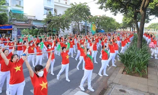 Värna đồng hành cùng người cao tuổi lan tỏa ý thức bảo vệ môi trường