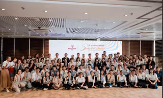 Tập đoàn Nam Long trao 64 suất học bổng 'Swing For Dreams' cho sinh viên ở TPHCM