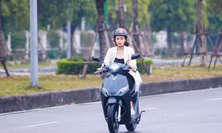 Không cần làm gì, chiếc xe này sẽ giúp bạn nổi bật giữa đám đông