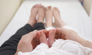 Kỳ tích của kỳ tích: Chuyện người mẹ ung thư 4 lần sảy thai, sinh con vẹn tròn