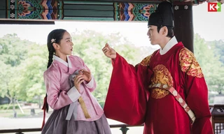 Chàng Hậu (MR.Queen) được phát sóng tại Việt Nam song song với Hàn quốc từ 13/12