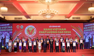Vedan Việt Nam được trao tặng chứng nhận 'Hàng Việt Nam chất lượng cao' năm 2024