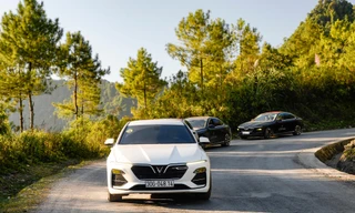 Đảm bảo 5K mùa dịch, VinFast tiên phong phục vụ lái thử xe, ký hợp đồng tại nhà khách hàng