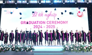 Lễ tốt nghiệp TH School Hòa Lạc: Học sinh cũ trở về khẳng định 1 điều, các phụ huynh nghe mà 'mát lòng'