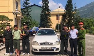 Phát hiện 30 bánh heroin trên chiếc xe tập lái