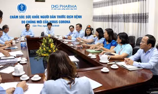 Sở Y tế Cần Thơ họp bàn các biện pháp phòng chống dịch cùng lãnh đạo Dược Hậu Giang