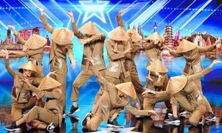Quang Đăng tái hiện tiết mục từng gây sốt Asia’s got Talent tại lễ trao giải thể hình lớn nhất năm