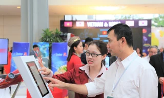 Tải App trúng Vespa, ở nhà và mua sắm online 