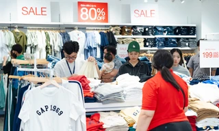 Hiện tượng mua sắm Vincom Red Sale 'khuấy đảo' thị trường bán lẻ mùa hè 2025