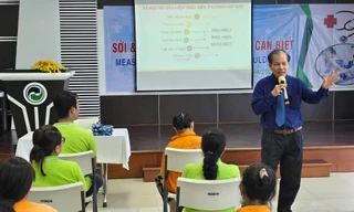 VWS tập huấn phòng chống bệnh sởi và thời tiết cho người lao động