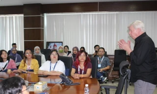 Người trẻ trong và ngoài nước quan tâm đến công nghệ xanh tại Công ty VWS