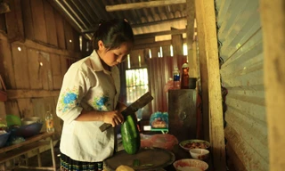 Chung tay mang đến những bữa ăn yêu thương cho trẻ em vùng cao