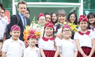 Trường Quốc tế Á Châu (Asian School) là thành viên chính thức và đang thực hiện chương trình kiểm định chất lượng giáo dục của Hội đồng các trường quốc tế (CIS)
