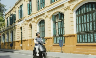 Cùng VinFast Evo200 vi vu phố thu Hà Nội