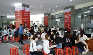 Nhân viên Shinhan Finance hiến máu giữa bối cảnh máu khan hiếm tại Hà Nội