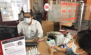 Agribank miễn giảm lãi, hạ lãi suất cho 27.500 khách hàng ảnh hưởng dịch COVID-19
