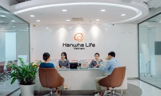 Hanwha Life Việt Nam 9 năm liên tiếp vào 'Top 10 Công ty Bảo hiểm nhân thọ uy tín'