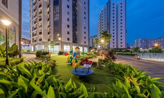 Theo chân vợ chồng son tìm mua chung cư chất lượng tại Hà Nội