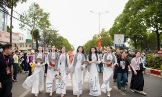 Các người đẹp Việt lan tỏa văn hóa cà phê tại Lễ hội Cà phê Buôn Ma Thuột lần thứ 9