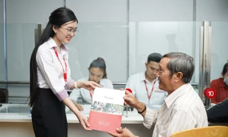 Công nhân quên nỗi lo chi tiêu Tết, phấn khởi lên kế hoạch năm mới 