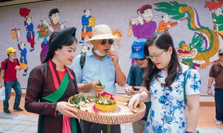 Rộn rã tiếng cười trong Ngày hội giao duyên tại VinWonders Nam Hội An