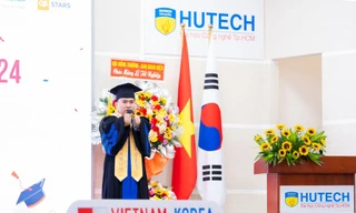 'Cụt yêu đời' Nguyễn Ngọc Nhứt và bài phát biểu xúc động tại lễ tốt nghiệp chương trình Việt - Hàn HUTECH