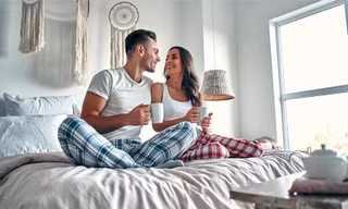 Lý do đàn ông thường cảm thấy 'bùng cháy' khi thức dậy