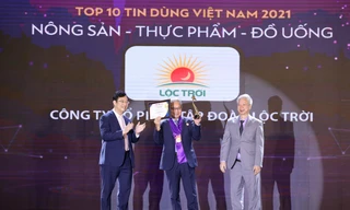 Giống lúa OM5451 được vinh danh 'Top 10 Tin Dùng Việt Nam'