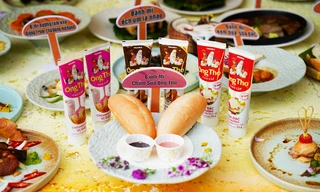 Bánh mì chấm sữa đặc – Tự hào văn hóa ẩm thực Việt