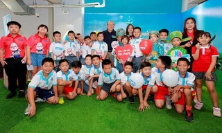 HLV Park Hang Seo đồng hành cùng VPMILK nâng tầm thể lực và trí lực Việt