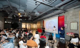 Megalive đầu tiên của ngành bảo hiểm truyền cảm hứng cho hàng trăm nghìn bạn trẻ