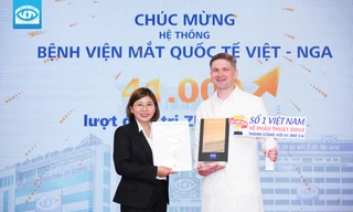 Mắt Việt - Nga nhận giải thưởng số 1 Đông Nam Á về phẫu thuật khúc xạ Relex Smile