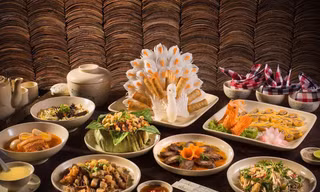 Trải nghiệm ẩm thực tinh tế của xứ Huế