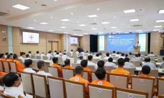 EVNCPC khen thưởng 47 tập thể và cá nhân xuất sắc tham gia thi công đường dây 500kV mạch 3