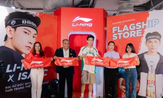 Ca sĩ Isaac đồng hành với một thương hiệu thể thao