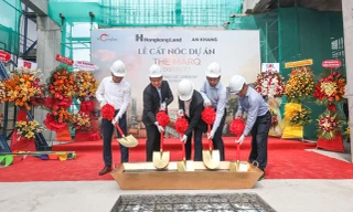 Cất nóc dự án căn hộ hạng sang The Marq tại quận 1