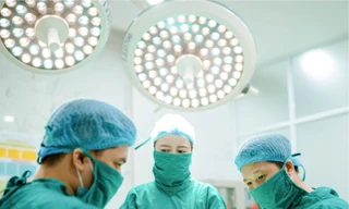 Bác sĩ Đặng Văn Định - Sở hữu bàn tay vàng trong lĩnh vực tạo hình thẩm mỹ