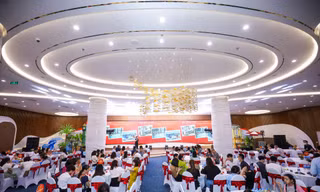Nhà đầu tư 'săn' căn hộ hoàn thiện phía Đông Hà Nội