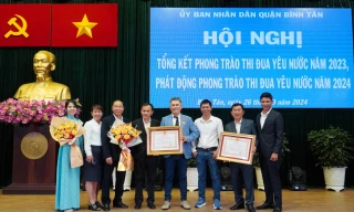 Công ty Qui Phúc và Tổng Giám đốc Nguyễn Thanh Hải vinh dự nhận Huân chương Lao động hạng Ba
