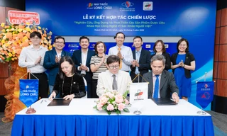 Long Châu hợp tác cùng Viện Công Nghệ Tiên Tiến - Viện Hàn Lâm KH&CN phát triển dược phẩm bảo vệ sức khỏe người Việt