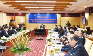 Hải quan thu ngân sách tăng hơn 2 tỷ USD