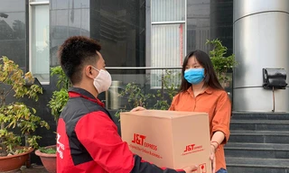 Nỗ lực vượt khó cùng người lao động của J&T EXPRESS trong mùa dịch